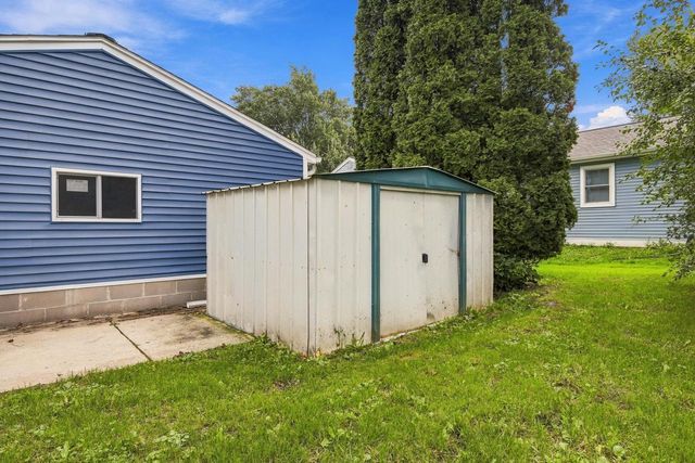 W190S7635 Circle DRIVE, Muskego, WI 53150