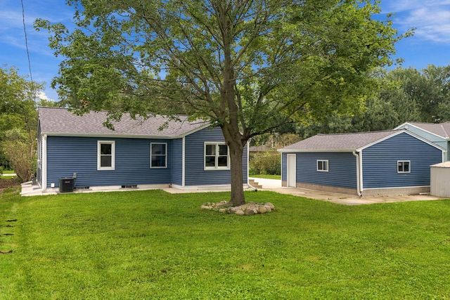 W190S7635 Circle DRIVE, Muskego, WI 53150