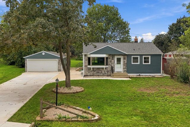 W190S7635 Circle DRIVE, Muskego, WI 53150