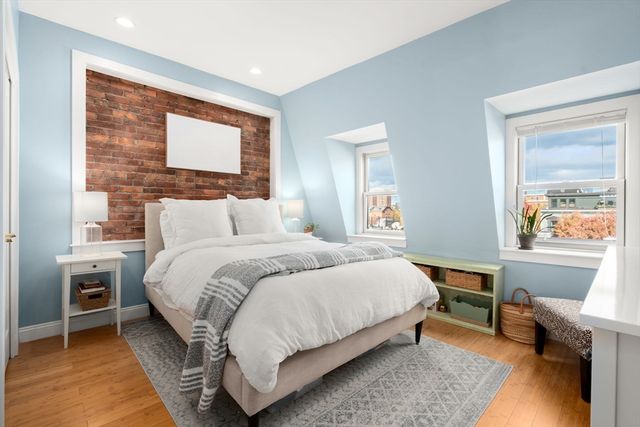 12 Worcester Square 5, Boston, MA 02118