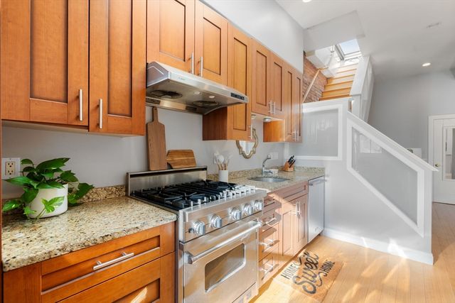 12 Worcester Square 5, Boston, MA 02118