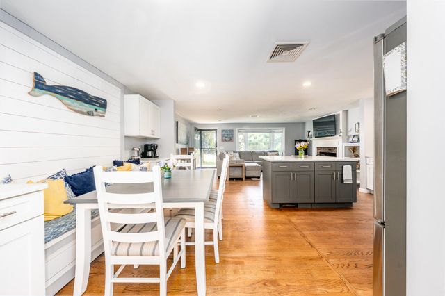 25 Clinton Drive, Yarmouth Port, MA 02675