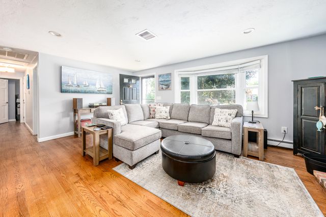 25 Clinton Drive, Yarmouth Port, MA 02675