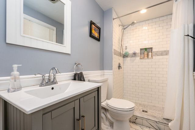 25 Clinton Drive, Yarmouth Port, MA 02675