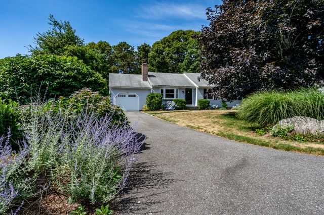 25 Clinton Drive, Yarmouth Port, MA 02675