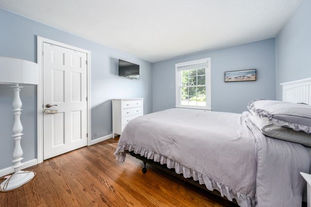 25 Clinton Drive, Yarmouth Port, MA 02675