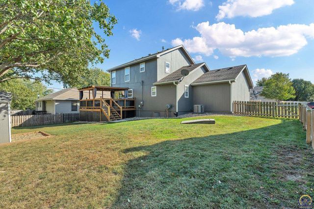 5644 SW 36th ST, Topeka, KS 66614