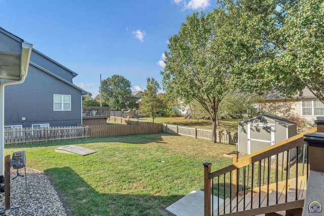 5644 SW 36th ST, Topeka, KS 66614