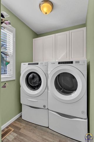 5644 SW 36th ST, Topeka, KS 66614