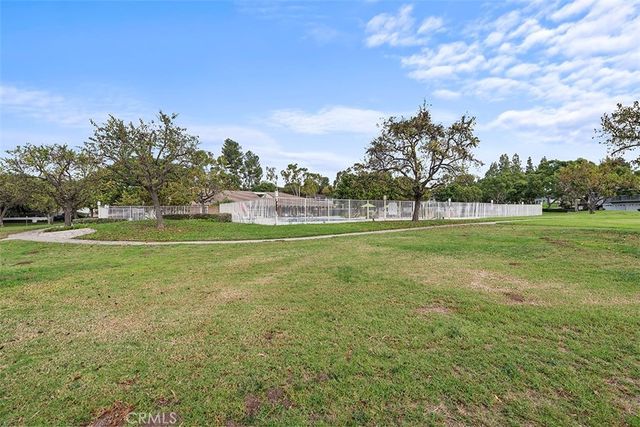 22205 Caminito Tasquillo 51, Laguna Hills, CA 92653