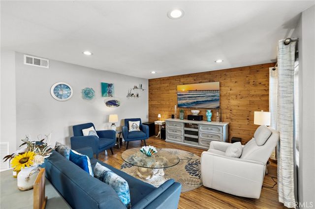 22205 Caminito Tasquillo 51, Laguna Hills, CA 92653