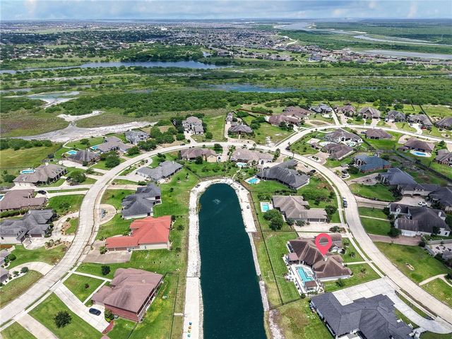 6117 Lago Vista Dr, Corpus Christi, TX 78414