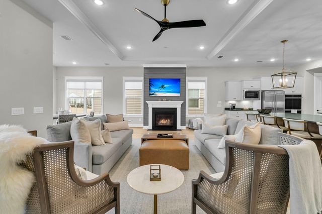 677 Marsh Cove Circle, Summerville, SC 29486