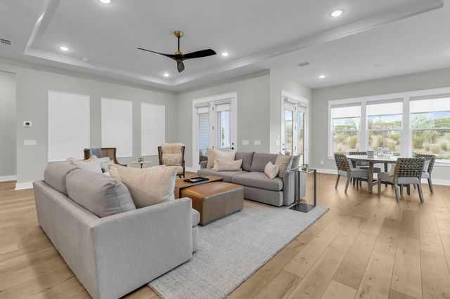 677 Marsh Cove Circle, Summerville, SC 29486