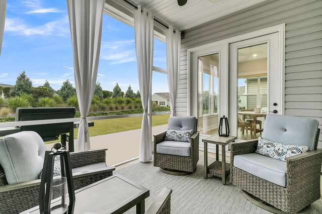 677 Marsh Cove Circle, Summerville, SC 29486