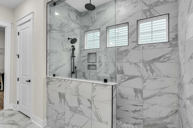 677 Marsh Cove Circle, Summerville, SC 29486