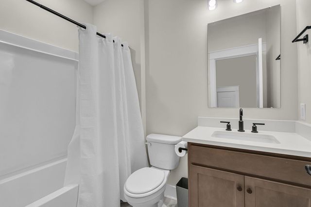 677 Marsh Cove Circle, Summerville, SC 29486