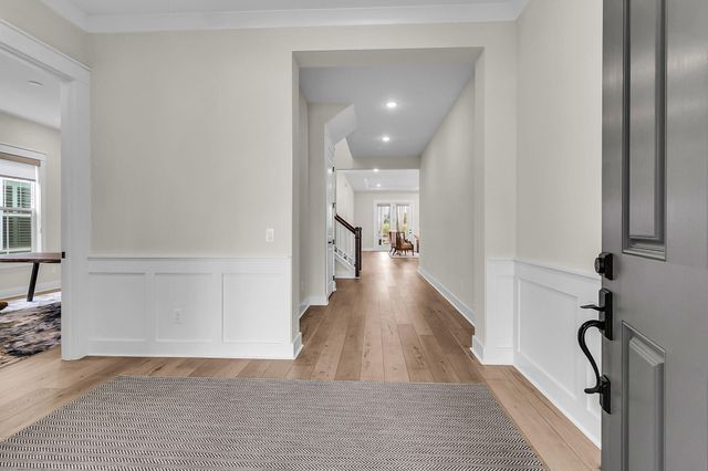 677 Marsh Cove Circle, Summerville, SC 29486