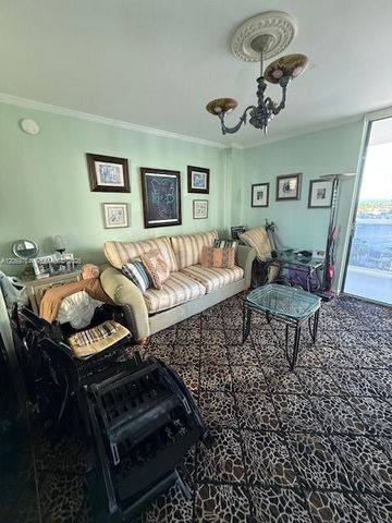 20505 E Country Club Drive 1036, Aventura, FL 33180