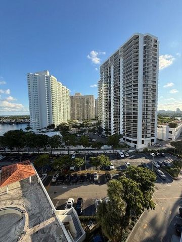 20505 E Country Club Drive 1036, Aventura, FL 33180