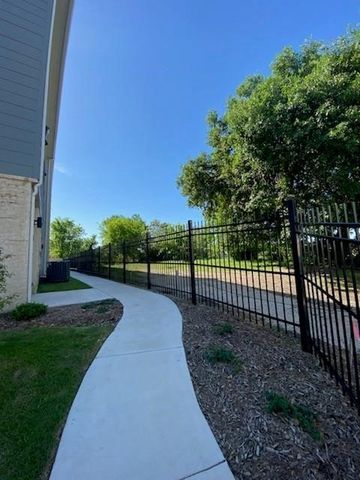 3230 Elihu Street 2, Dallas, TX 75210