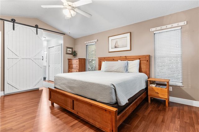 3890 1st Lane, Vero Beach, FL 32968