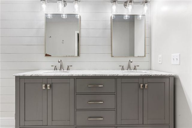 3890 1st Lane, Vero Beach, FL 32968