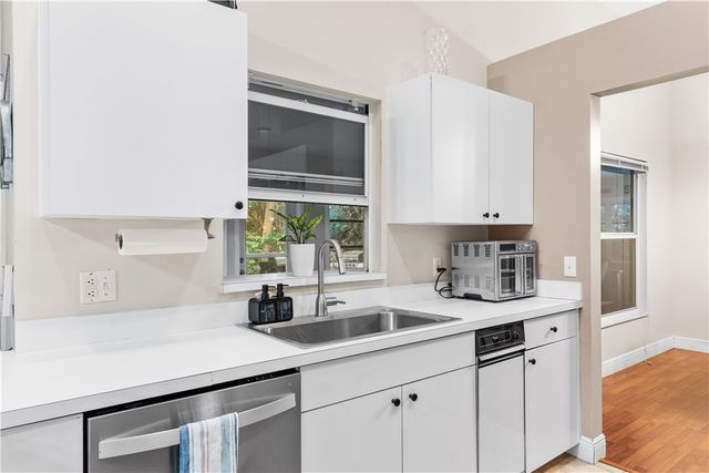 3890 1st Lane, Vero Beach, FL 32968