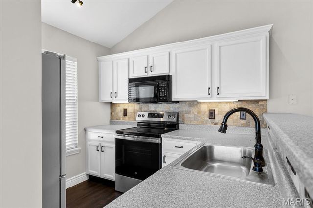 1117 Arbor Creek Drive 3A, Unincorporated, MO 63122