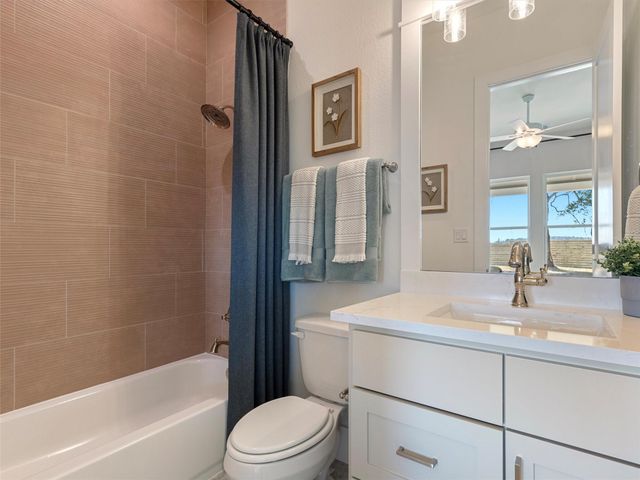 151 Moonlight DR, Smithville, TX 78957