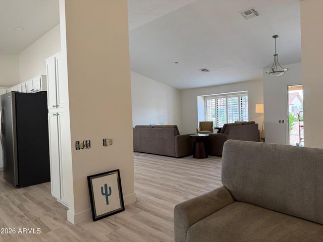 8956 E Voltaire Drive, Scottsdale, AZ 85260