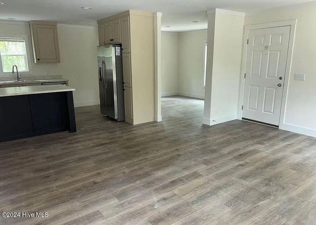 2249 S Us 117 Hwy, Magnolia, NC 28453