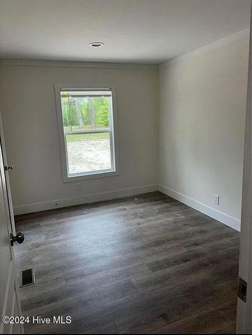 2249 S Us 117 Hwy, Magnolia, NC 28453