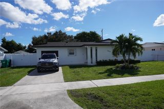 15021 Pierce St, Miami, FL 33176