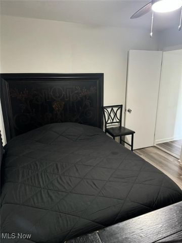 13116 oak park Boulevard, Garfield Heights, OH 44125