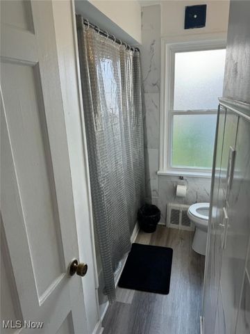 13116 oak park Boulevard, Garfield Heights, OH 44125