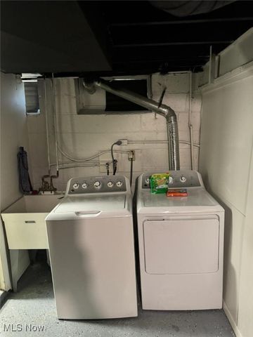 13116 oak park Boulevard, Garfield Heights, OH 44125