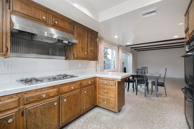 19291 Berclair Lane, Tarzana, CA 91356