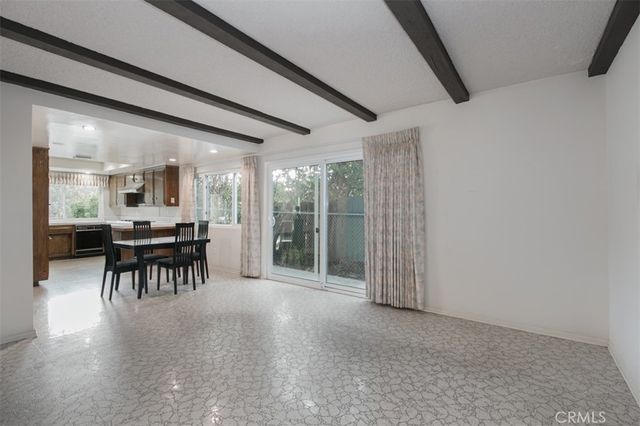 19291 Berclair Lane, Tarzana, CA 91356