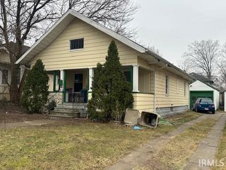 1144 E Dayton Street, South Bend, IN 46613