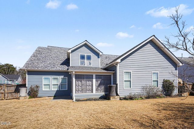 6200 Fauvette Lane, Holly Springs, NC 27540