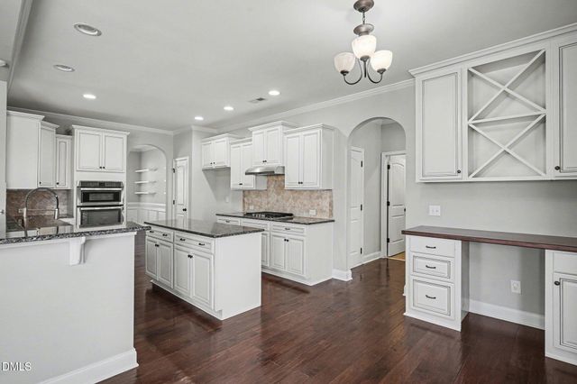 6200 Fauvette Lane, Holly Springs, NC 27540