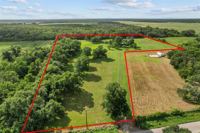 845 County Road 281, Sargent, TX 77414