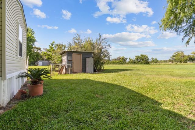 845 County Road 281, Sargent, TX 77414
