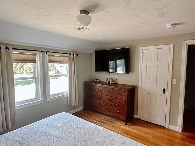 66 Prospect St, West Bridgewater, MA 02379