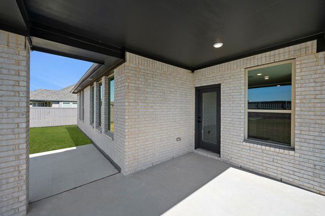 3357 Redbud Flower Trail, Prairie Ridge, TX 76084