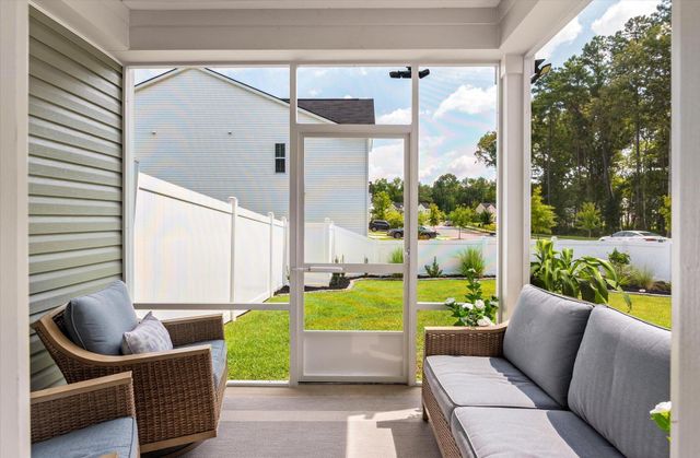 8702 Silver Perch Lane, North Charleston, SC 29420