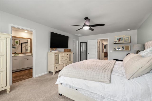 8702 Silver Perch Lane, North Charleston, SC 29420