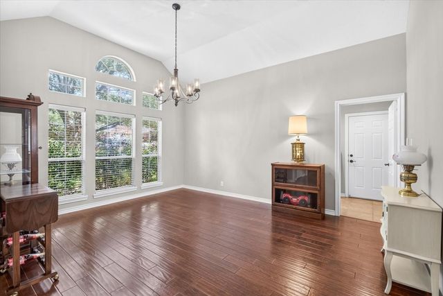 18400 Woodhollow Drive, Flint, TX 75762