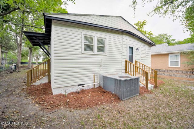 406 Edgefield Avenue NW, Aiken, SC 29801